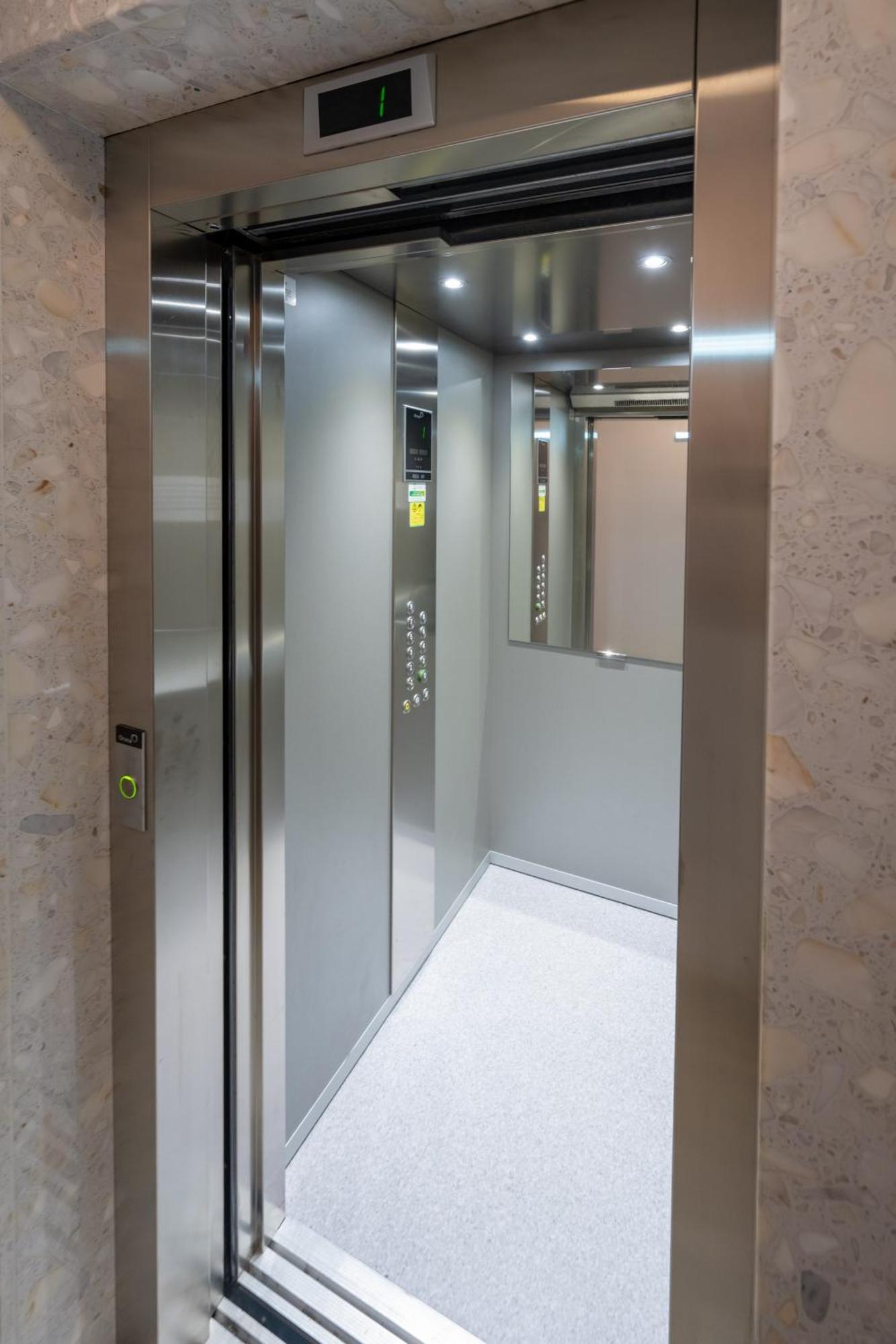 Saint Julian's Spacious 3 Bedroom Apartment In The Heart Of St Julians מראה חיצוני תמונה