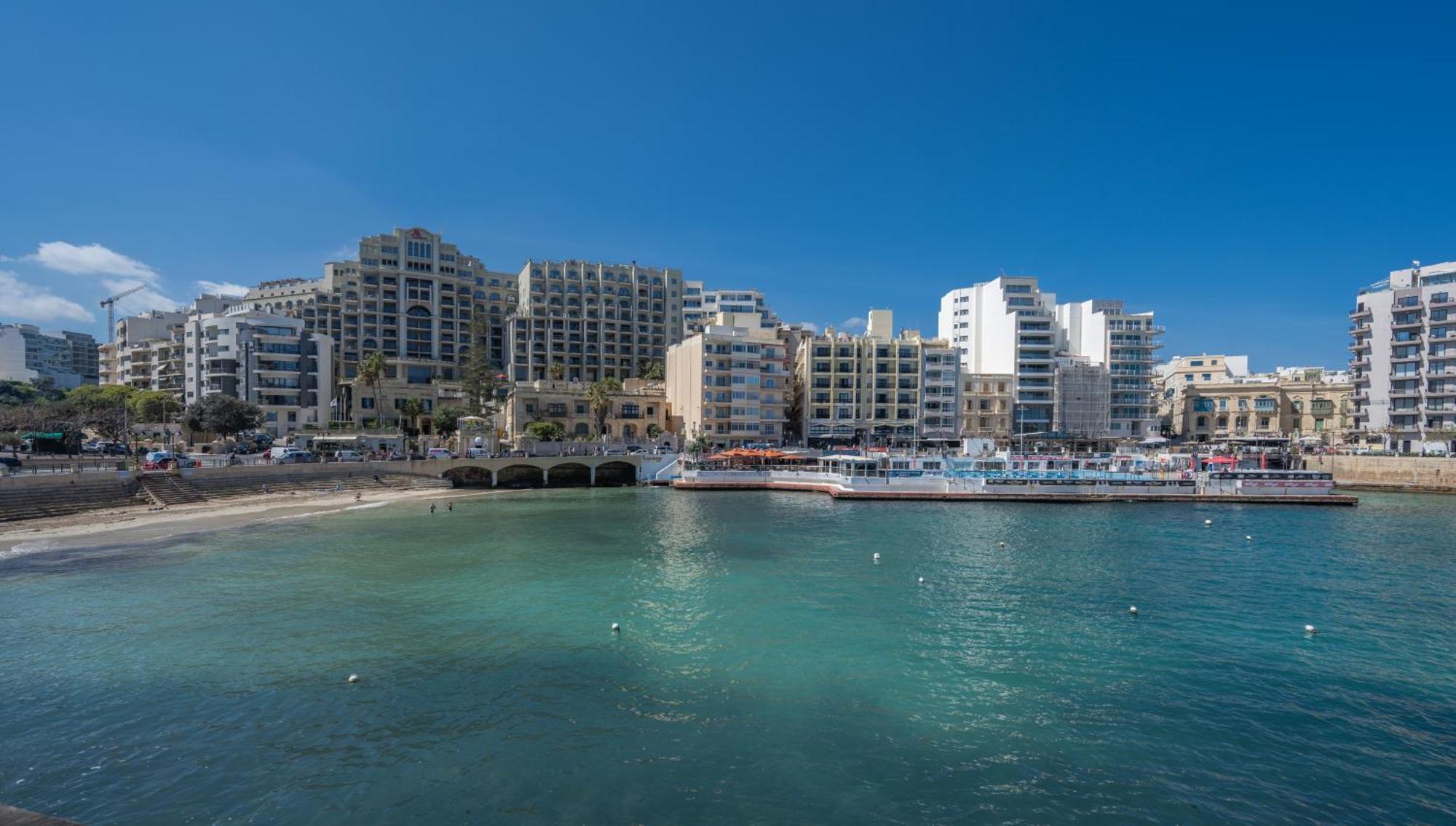 Saint Julian's Spacious 3 Bedroom Apartment In The Heart Of St Julians מראה חיצוני תמונה