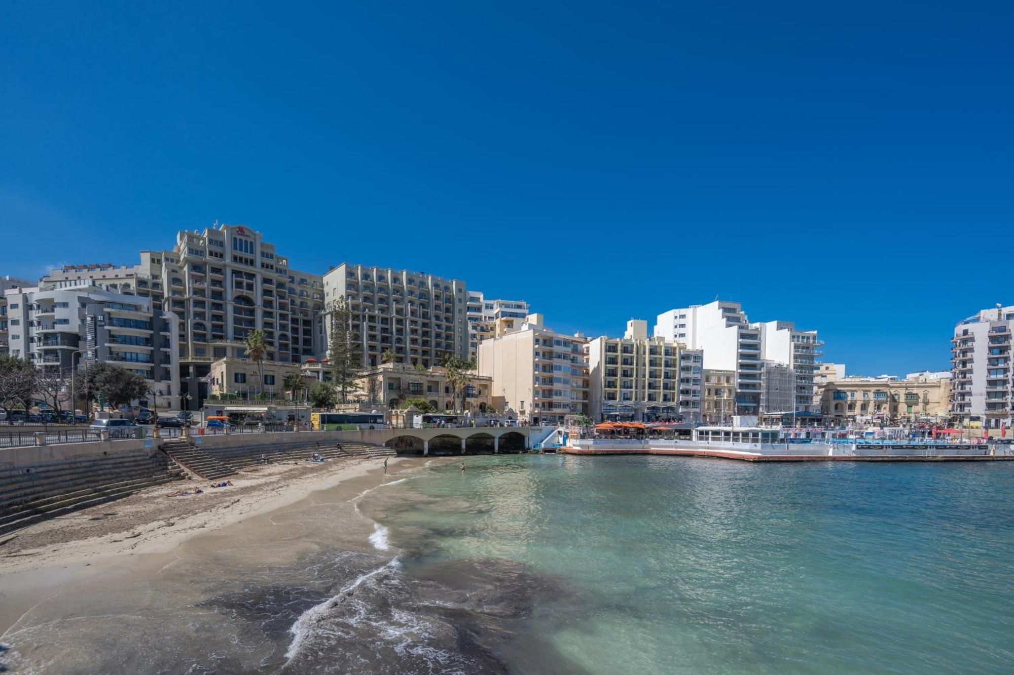 Saint Julian's Spacious 3 Bedroom Apartment In The Heart Of St Julians מראה חיצוני תמונה